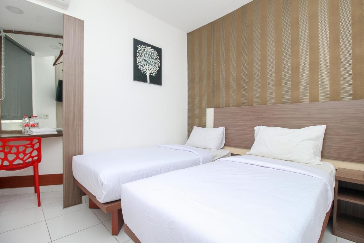 Smarthomm Inn Bandara Parungkuda Zewnętrze zdjęcie